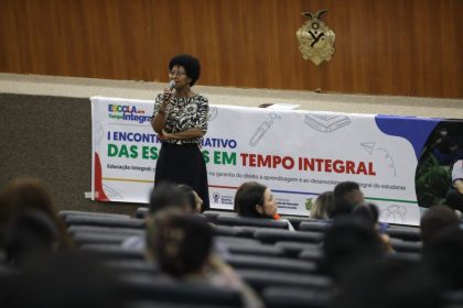 Secretaria de Educação encerra Trilha Formativa de educação integral e reúne 61 escolas de Manaus