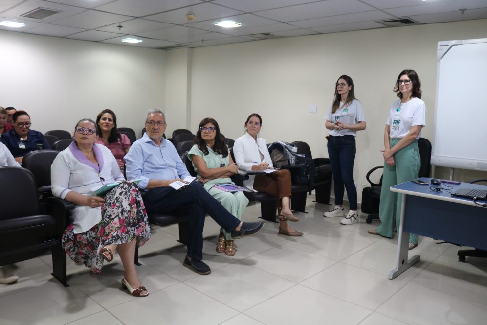 FCecon recebe nova visita de consultores do Ministério da Saúde para projeto de melhorias hospitalares