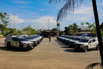 Governador Wilson Lima entrega 16 viaturas e equipamentos para reforçar atuação de equipes no combate ao desmatamento e queimadas no Amazonas