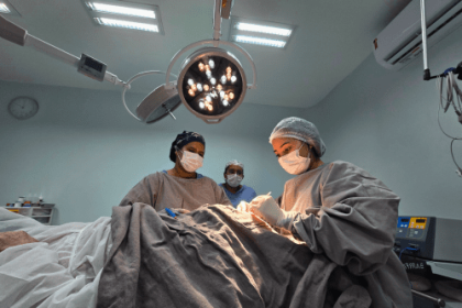 Mutirão na Fuham acelera cirurgias e reduz tempo de espera para pacientes com câncer de pele no Amazonas