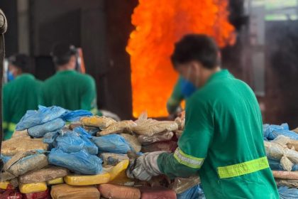 Incineração de drogas no Amazonas destrói quatro toneladas apreendidas em 2025 e reforça operações estaduais