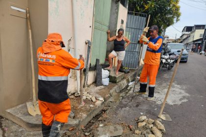 Prefeitura de Manaus realiza manutenção de rede de drenagem profunda no bairro Compensa 