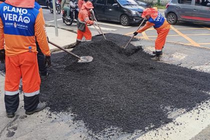 Manutenção asfáltica em avenida Mário Ypiranga e rua Terezina é realizada pela Prefeitura em Adrianópolis em 25/11