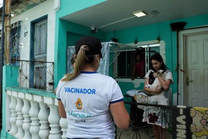 Manaus amplia vacinação antirrábica animal com 158.549 cães e gatos imunizados na etapa urbana