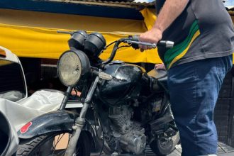 Operação RecuperaFone fiscaliza nove lojas e assistências técnicas no bairro Manoa