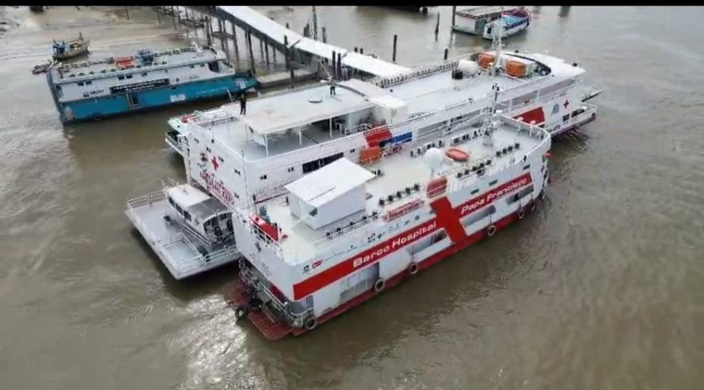 COP30: Governo do Amazonas apresenta Barco Hospital São João XXIII e firma parceria com o Ministério da Saúde