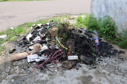 Prefeitura de Manaus realiza limpeza de caixas coletoras na Compensa para melhorar drenagem