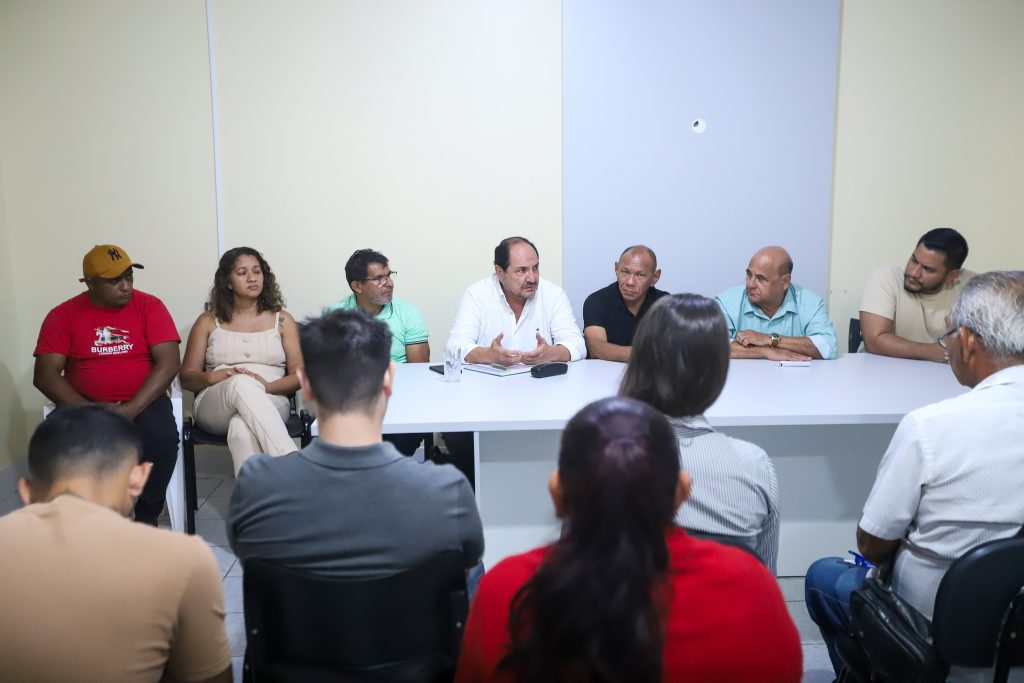 Equipes da UGPE e BID visitam Novo Airão para implantação de projeto voltado à infraestrutura hídrica e sustentável