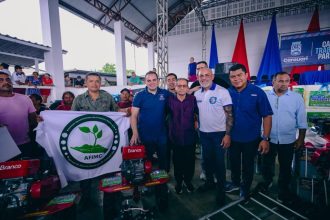 Governo do Amazonas leva fomento para o setor primário em Carauari