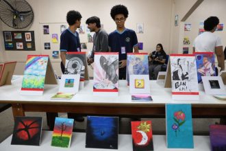 EE Antônio da Encarnação Filho realiza 2ª Expoenarte com desenhos e pinturas de estudantes