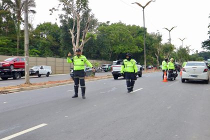 Operação de trânsito em Manaus mobiliza IMMU e apoio de forças de segurança e autua 73 infrações