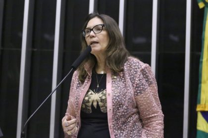 Comissão aprova projeto que permite trocar candidato a vice ou a suplente até a véspera da eleição