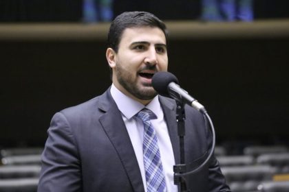 Projeto torna mais rígidas as regras de progressão de regime para condenados por feminicídio