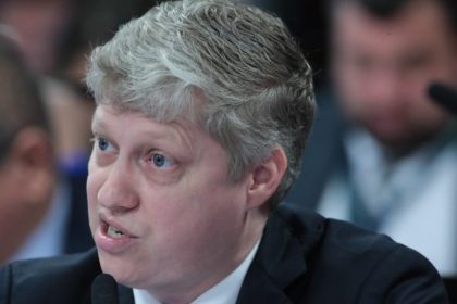 Comissão aprova isenção de visto para turistas de Austrália, Canadá e EUA