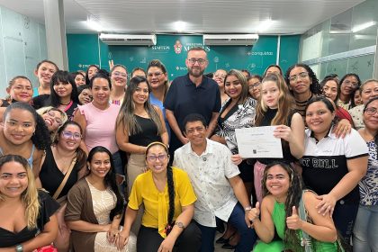 Prefeitura de Manaus capacita profissionais e iniciantes da beleza com workshop “Corte Feminino”