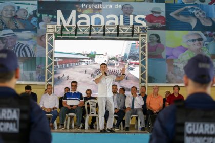 Prefeito David Almeida apresenta 127 novos guardas municipais e lança operação ‘Boas Festas’ em reforço histórico à segurança pública