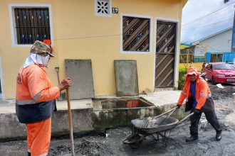 Prefeitura intensifica recuperação da drenagem superficial e profunda na rua Mauá da Serra, no bairro Zumbi dos Palmares