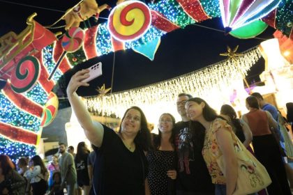 ‘O Mundo Encantado do Natal’ inicia programação no Largo de São Sebastião nesta segunda-feira