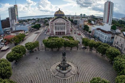 ‘Natal da Vila Caminho’ reúne música, teatro e dança em grande celebração natalina no Teatro Amazonas