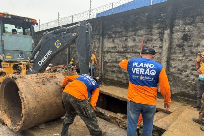 Prefeitura de Manaus recupera rede de drenagem no bairro Santa Etelvina após danos causados pelo descarte irregular de lixo