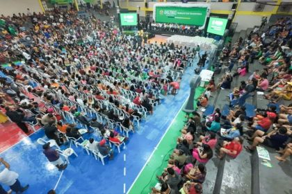 Em Parintins, governador Wilson Lima anuncia mutirão de cirurgia de catarata e reforça investimentos na Saúde do município
