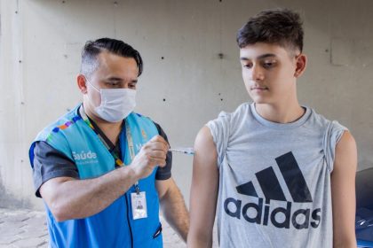 Prefeitura de Manaus estende vacinação de jovens de 15 a 19 anos contra HPV