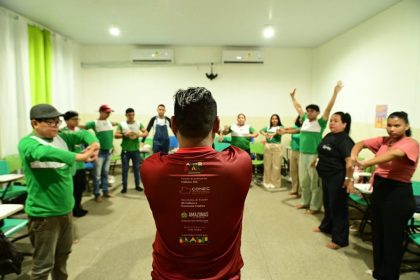 “Teatro Comunitário: Vozes da Cidade” promove inclusão cultural e dá protagonismo a moradores de Tefé