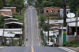 Asfalta Amazonas: Governador Wilson Lima entrega primeira etapa das obras em Tapauá