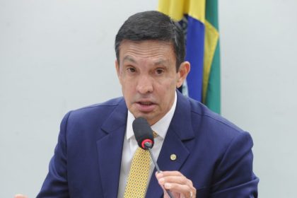 Comissão aprova limite para protesto em cartório de conta de luz em atraso