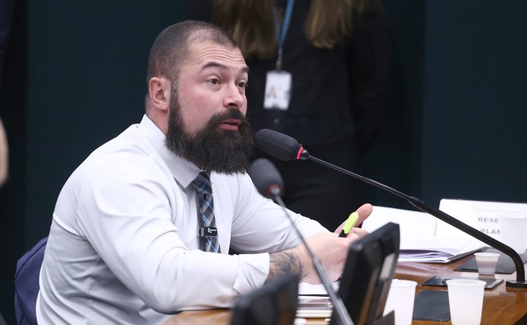 Comissão aprova projeto que reconhece como genocídio morte de ucranianos pela fome