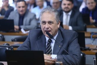 Debatedores apontam cenário crítico para continuação das atividades das usinas Angra 1 e 2