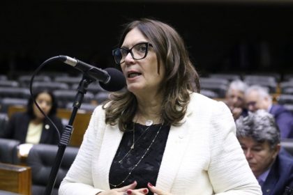 Comissão de Constituição e Justiça aprova política nacional de apoio e proteção ao aleitamento materno