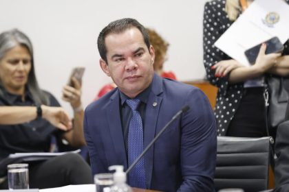 Comissão aprova projeto que permite convocação de PMs e bombeiros da reserva para atividades específicas