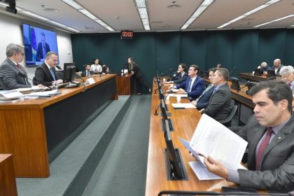 Conselho de Ética ouve deputados e testemunhas sobre ocupação do Plenário