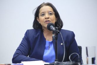 Comissão aprova reforço em penalização de agente público que desviar doação em calamidade