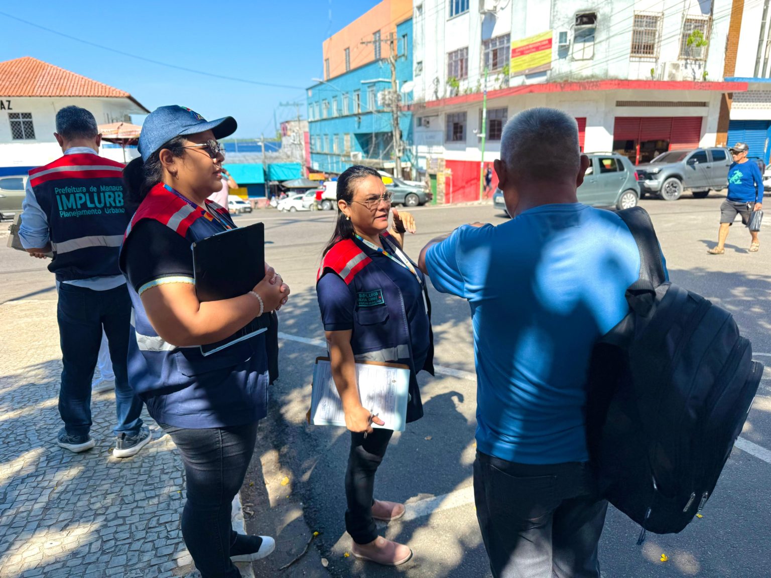 Fiscalização da Prefeitura de Manaus realiza 105 desobstruções durante ‘Mutirão no Bairro’ no Centro
