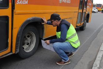 Prefeitura de Manaus intensifica fiscalização do transporte complementar na avenida Autaz Mirim