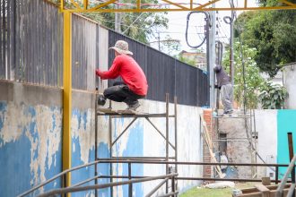 Equipe da Prefeitura de Manaus acompanha fase final de reforma em escolas municipais