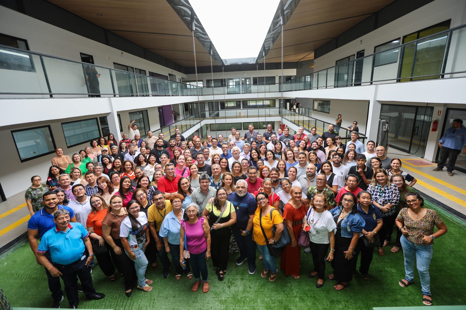 Servidores do Implurb conhecem nova sede em visita técnica e celebram avanço estrutural da Prefeitura de Manaus