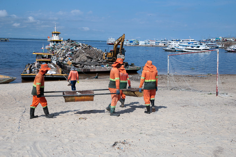 Prefeitura inicia nova fase de revitalização da praia da Ponta Branca com apoio da Marinha