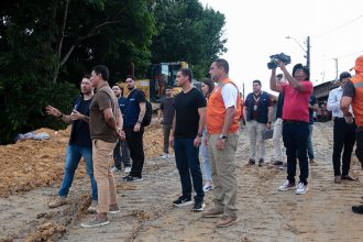 Prefeitura de Manaus apresenta à Defensoria Pública ações de contenção de erosão e assistência às famílias no Canaranas