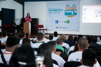 Prefeitura de Manaus inicia ‘Escola de Transporte Inclusivo’ e reforça atendimento humanizado no transporte público