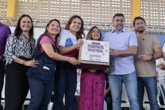 Dignidade Menstrual: Programa entrega mais de 82 mil absorventes para meninas e mulheres em 2025