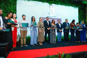 Governo do Amazonas celebra talentos da ciência e da comunicação no Prêmio Fapeam de CT&I 2025
