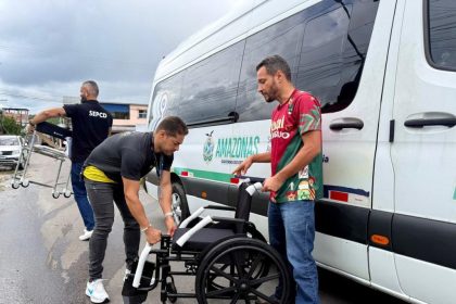 Inclusão sobre Rodas: Governo do Estado segue com entregas domiciliares de cadeiras de rodas para pessoas com deficiência