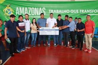 Governador Wilson Lima fomenta o setor primário e realiza entregas sociais em Maraã e Uarini