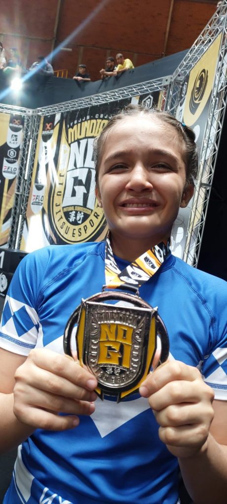 Atleta do Projeto Jovens Embaixadores, apoiado pela PC-AM, conquista vice-campeonato mundial de Jiu-Jitsu