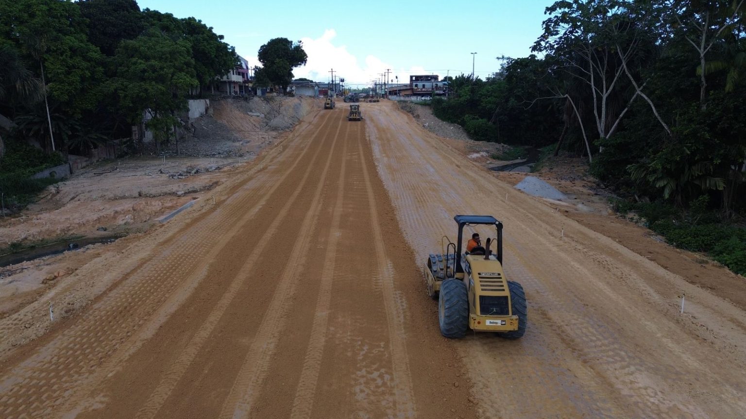 Prefeitura de Manaus impulsiona a mobilidade com abertura de nova via urbana na zona Norte 