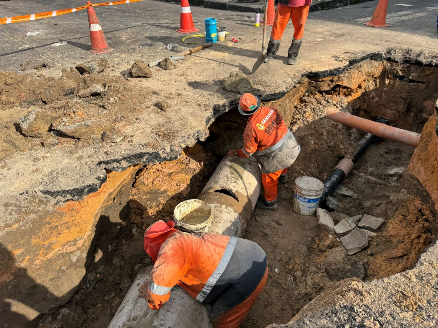 Prefeitura de Manaus recupera rede de drenagem profunda e transforma infraestrutura no bairro Japiim