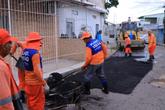 Prefeitura de Manaus transforma ruas do bairro Japiim com obras de recuperação asfáltica